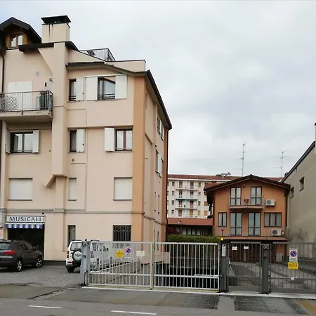 Rovelli Room Bergamo Buitenkant foto